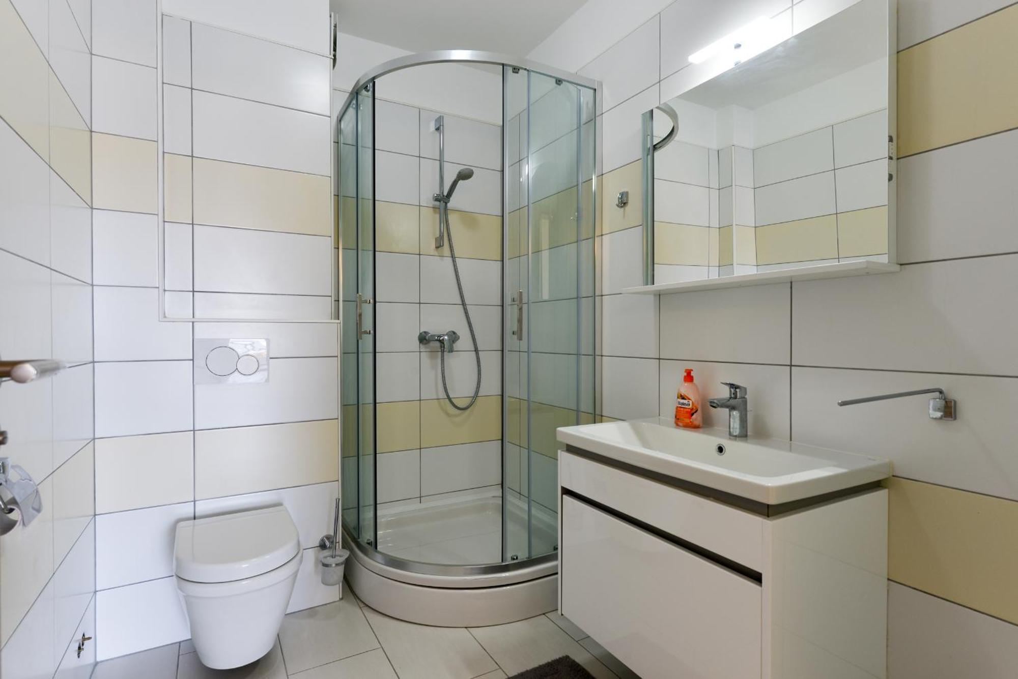 Apartmani Martin Mit Beheiztem Pool With Heated Pool Bibinje Exterior photo