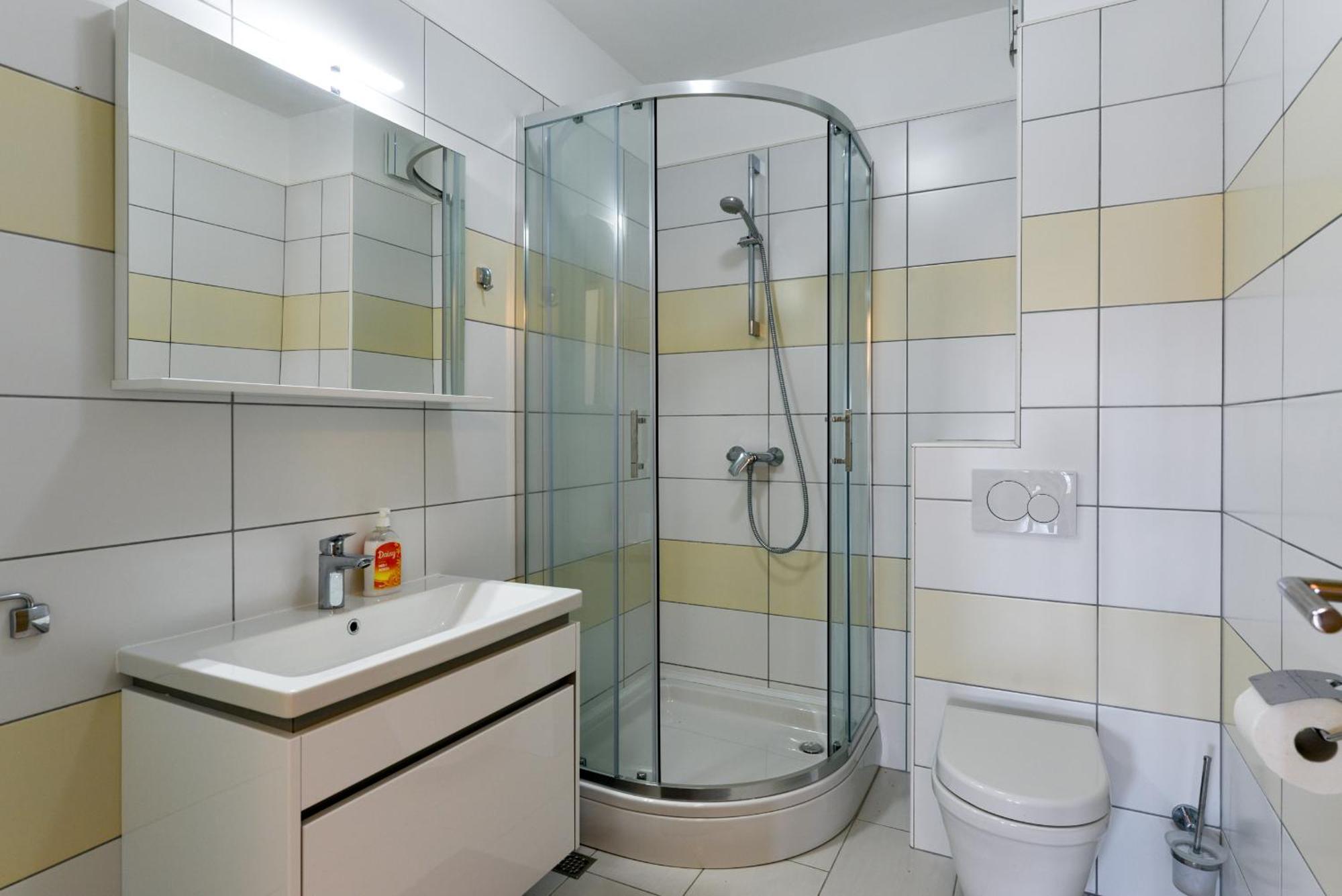 Apartmani Martin Mit Beheiztem Pool With Heated Pool Bibinje Exterior photo