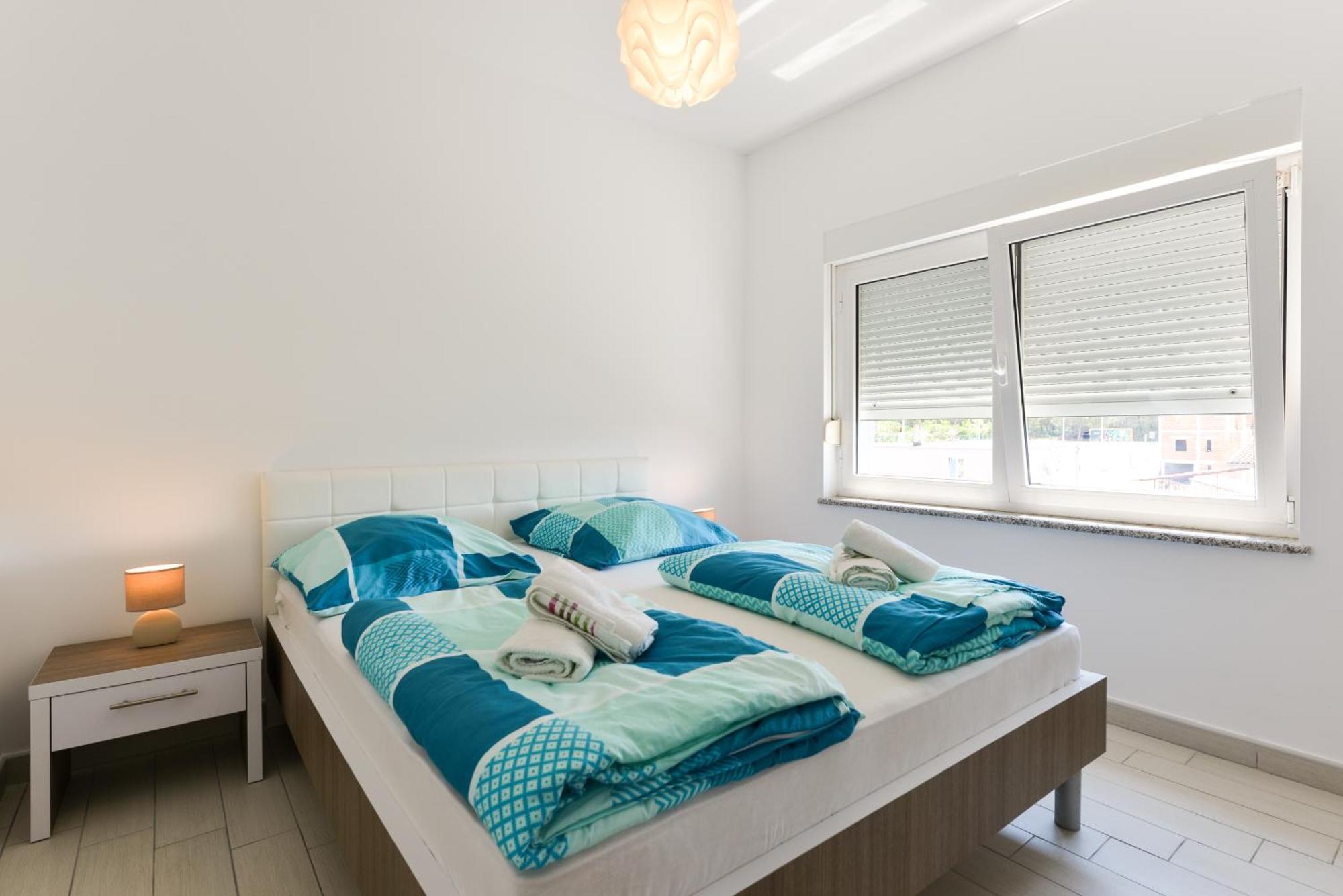 Apartmani Martin Mit Beheiztem Pool With Heated Pool Bibinje Exterior photo