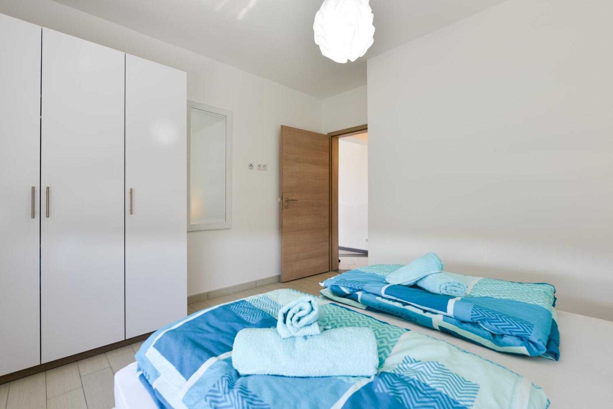 Apartmani Martin Mit Beheiztem Pool With Heated Pool Bibinje Exterior photo